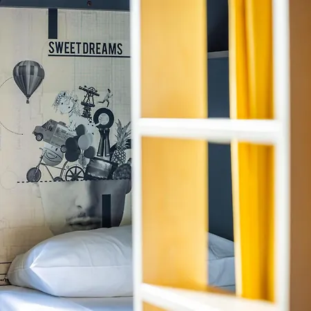 Hostal The People -