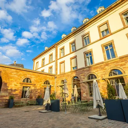 Hostal The People - *